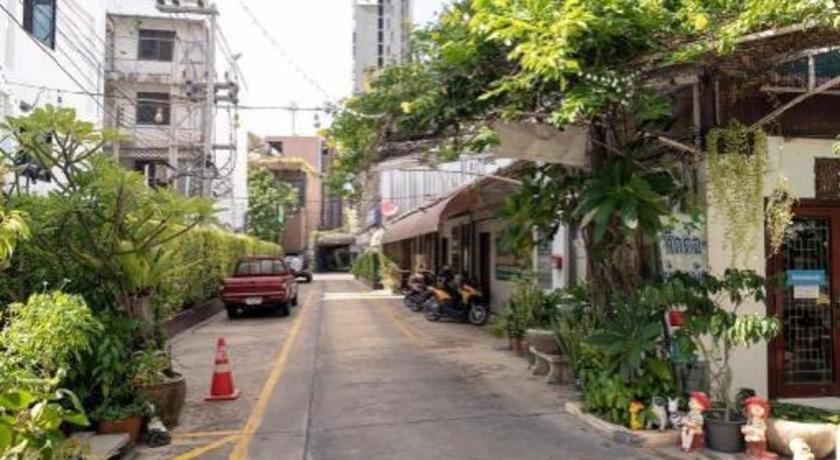 Phanthipha residencia Khon Kaen Exterior foto